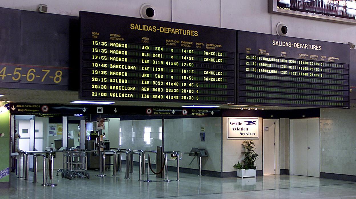 Imagen del interior del aeropuerto de Sevilla