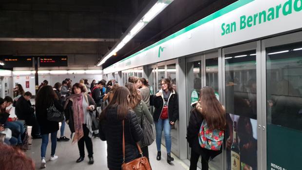 Metro de Sevilla regala diez euros a las 2.000 primeras recargas de bonometros por internet