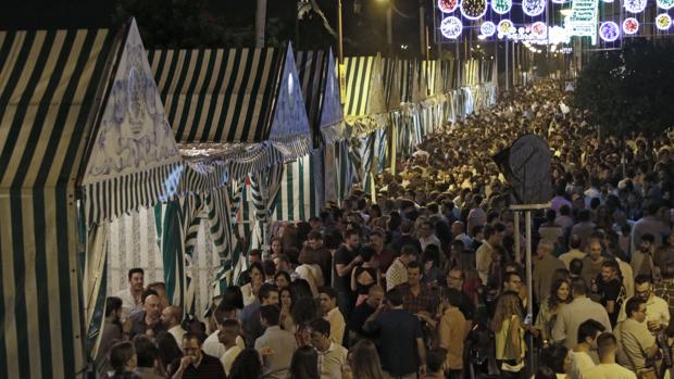 Cortes de calles en Sevilla por la Velá de Santa Ana desde el domingo