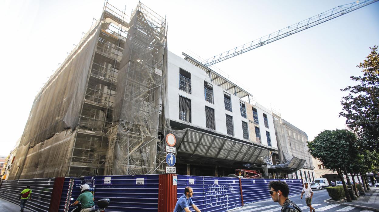 El hotel que se construye en la plaza de la Magdalena