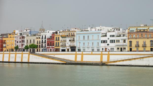 Tiempo en Sevilla: La alerta naranja por lluvias marcará la jornada del sábado en Sevilla