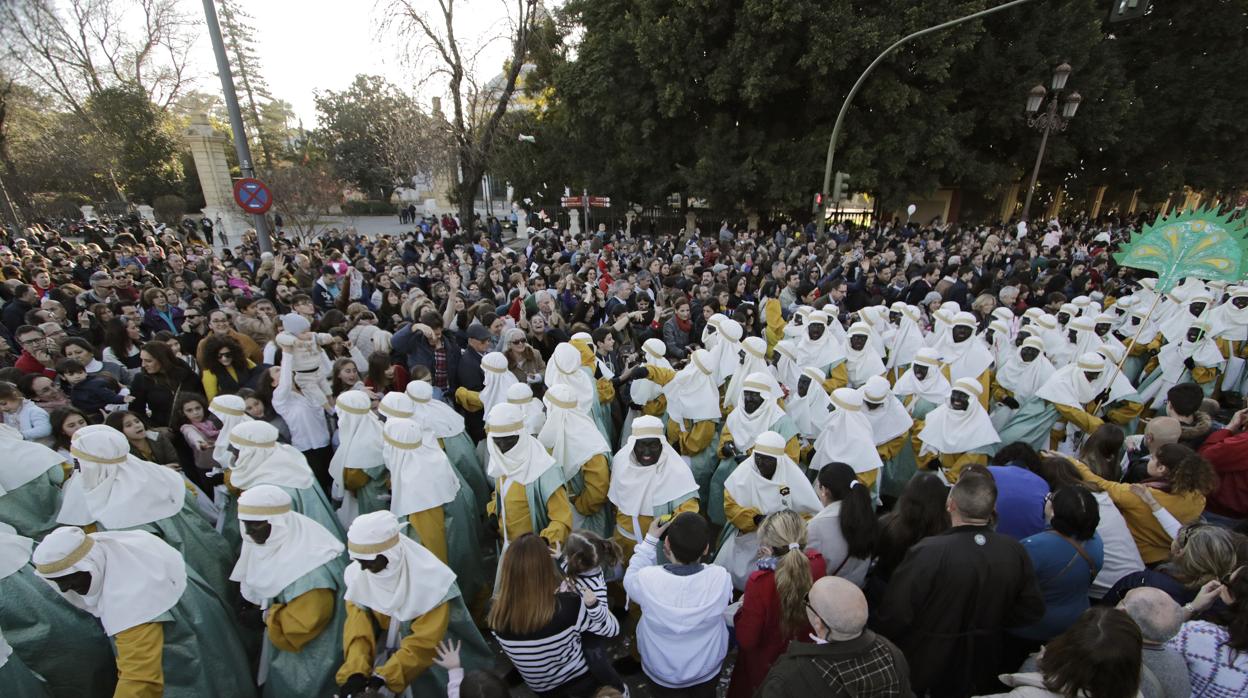 Beduinos durante la Cabalgata de Sevilla 2020