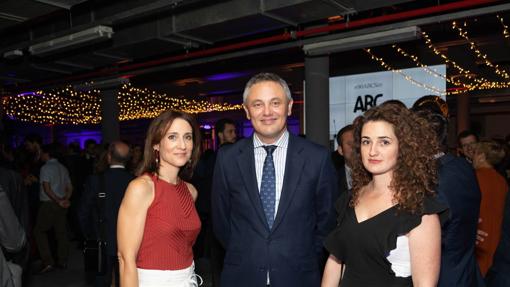 Carmen González, Alberto García Reyes y Marta Rosa