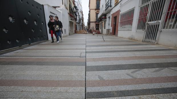 Los cambios en el pavimento en el casco histórico de Sevilla se hacen a espaldas de Cultura