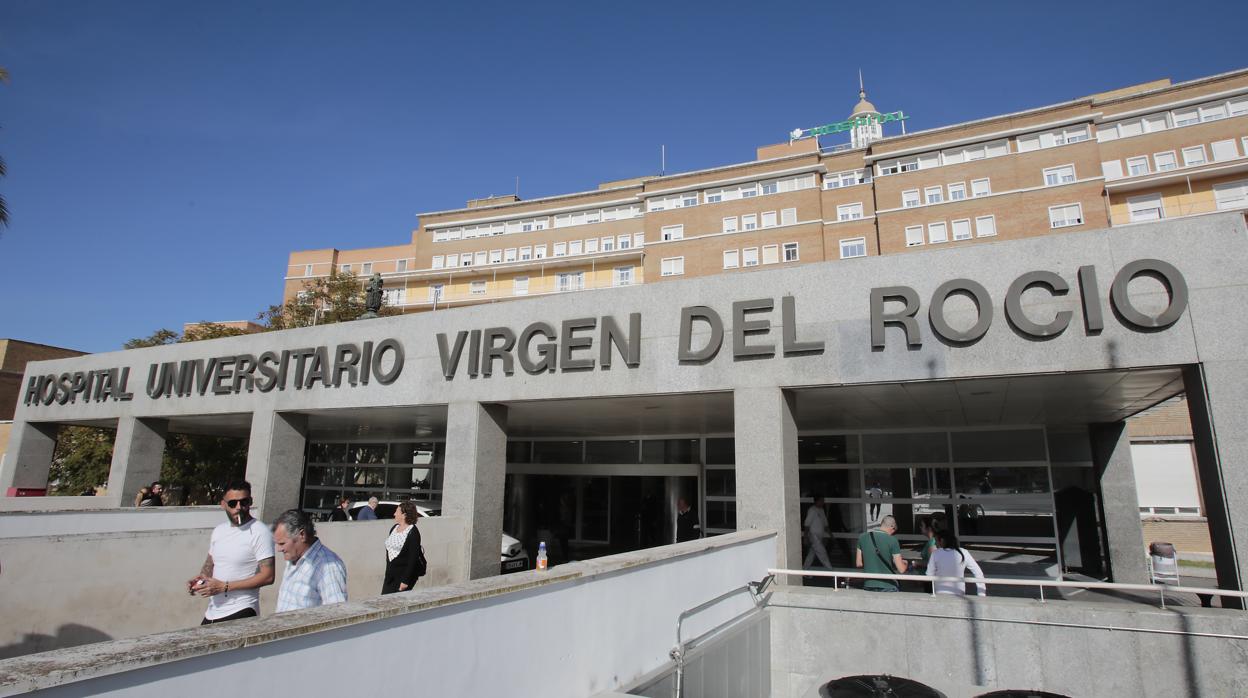 Ya no hay ningún paciente con coronavirus hospitalizado en el Virgen del Rocío