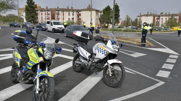 La Policía Local multa en un día a 66 personas tras incumplir las restricciones por el coronavirus en Sevilla