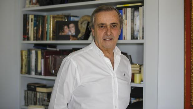 «Fue clave aislar de golpe a los 80 sanitarios que trataron al primer enfermo con Covid-19 de Sevilla»