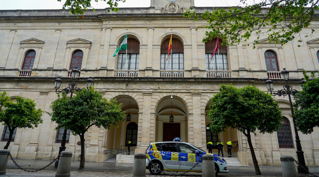 El portavoz del PP, Beltrán Pérez, ha pedido los datos en el Ayuntamiento