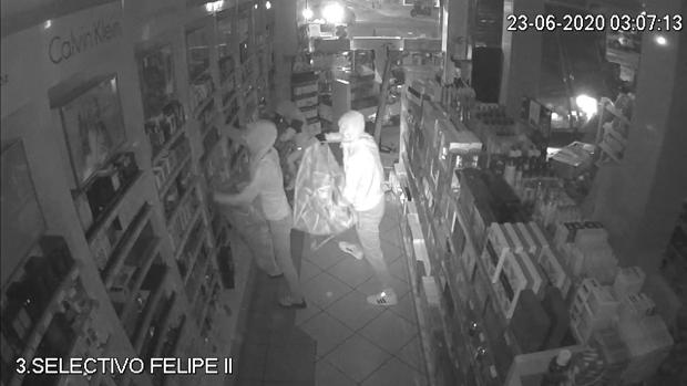El comercio sevillano se rebela contra la sangría de los ladrones reincidentes