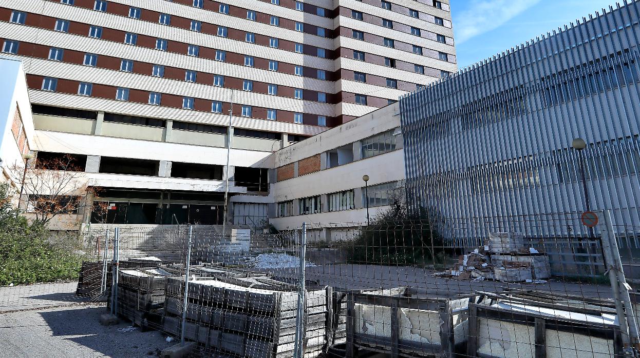 Fachada del antiguo Hospital Militar