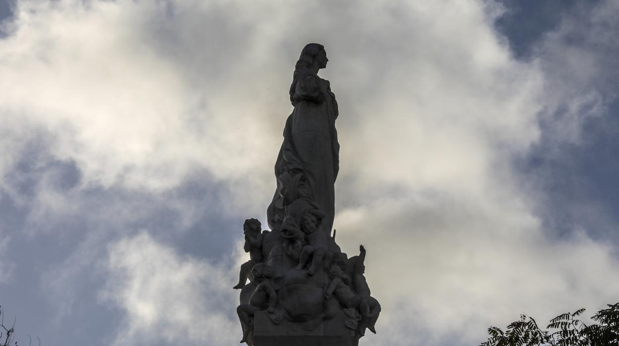 La Inmaculada de la plaza del Triunfo