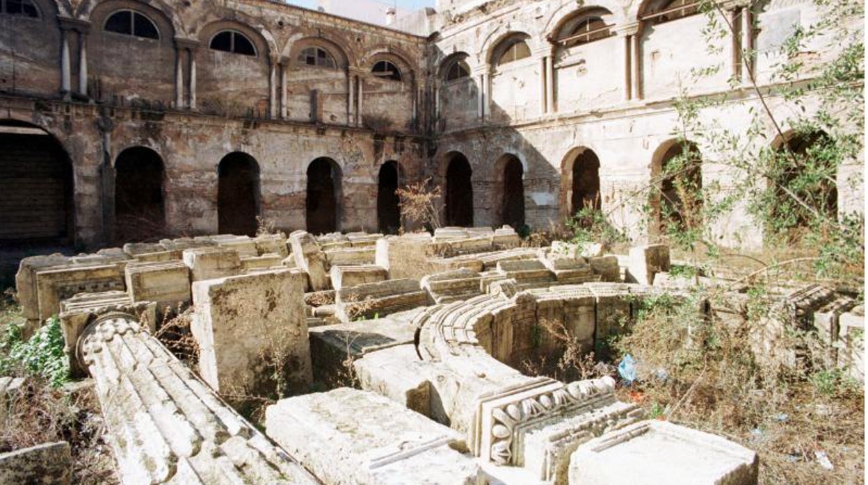 Portada de Hernán Ruiz sobre el claustro de San Agustín