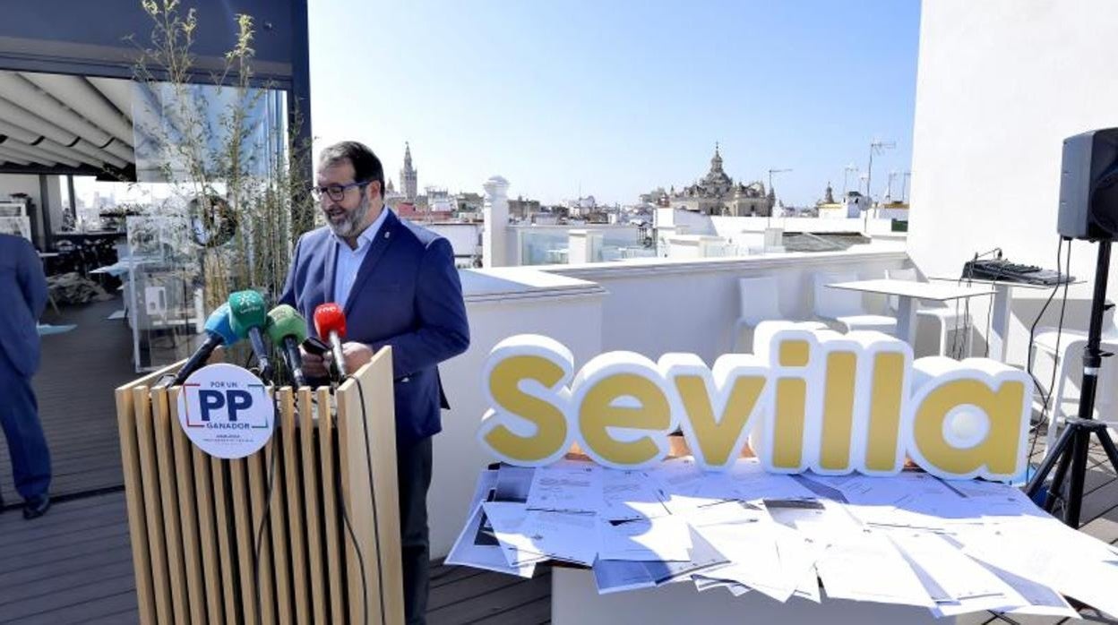 Juan Ávila, en un acto del PP de Sevilla