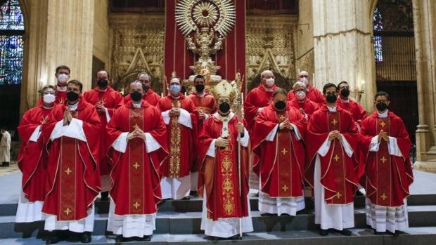 La Archidiócesis de Sevilla publica los nombramientos y traslados de curas