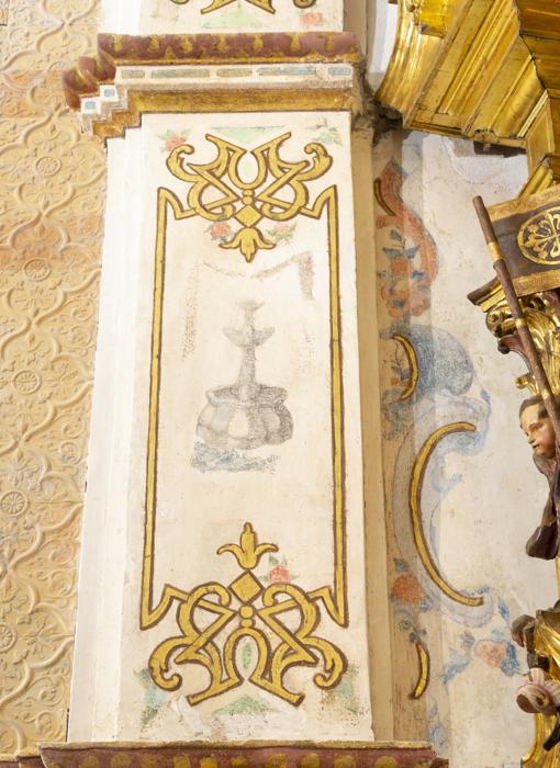 Detalle de las pinturas murales restauradas en San Jacinto