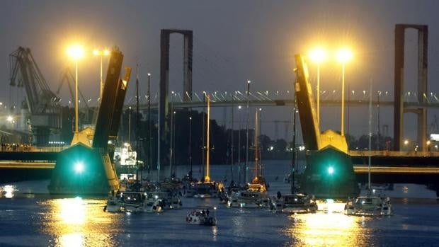 La flota de veleros inicia la ruta de Magallanes y Elcano