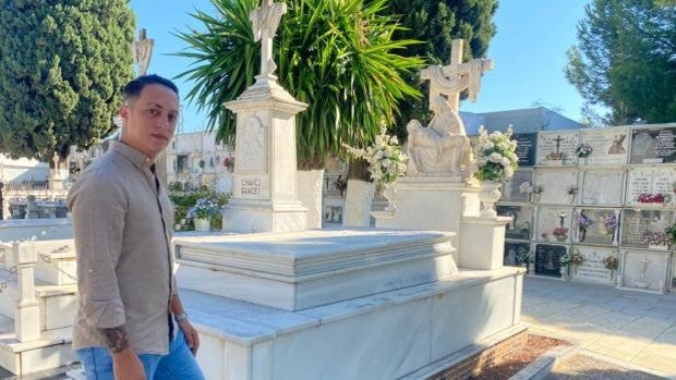 Una empresa sevillana ofrece poder visitar a los difuntos «sin ocuparse de nada más»