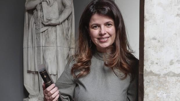 Lola Pons: «Alfonso X saca al castellano de sus costuras y empieza a construir el español»