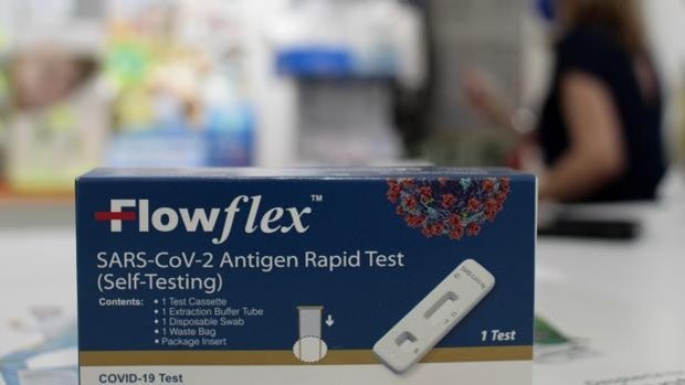 Una Navidad sin poder hacerse el test de antígenos en Sevilla