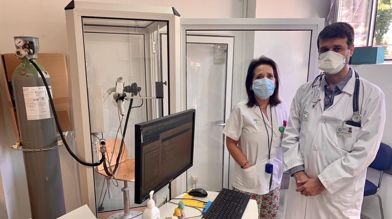 El neumólogo José Luis Lopez -Campos ha liderado este proyecto que ha logrado el premio al mejor artículo de investigación básica de 2021