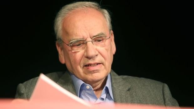 Alfonso Guerra y Rafael Sánchez Saus, nuevos académicos de Buenas Letras de Sevilla