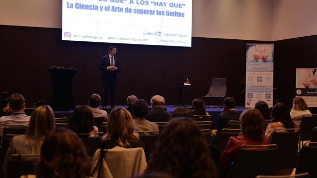 Más de cien especialistas se reúnen en Sevilla para hablar de vanguardia médica