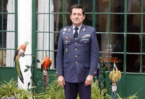 «Haremos en Tablada una gran quedada con todos los quintos que hicieron la mili en la Base»