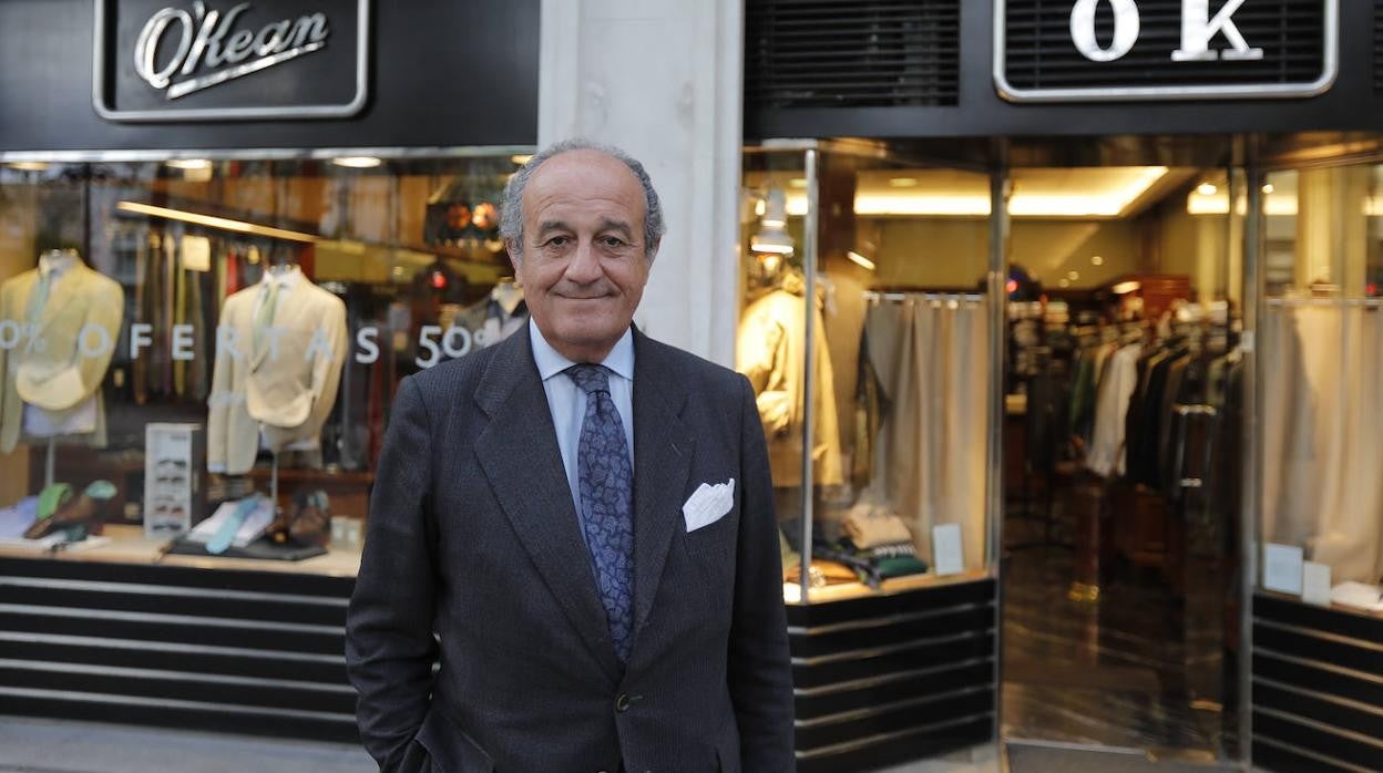 Francisco O'Kean es la cuarta generación de esta sastrería