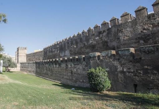 La muralla de la Macarena, en su parte exterior, será restaurada en 2022