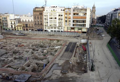 El solar del mercado de la encarnación con los restos arqueológicos a la vista