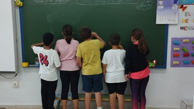 El próximo curso 35 colegios de Sevilla tendrán aulas con alumnos de distintas edades