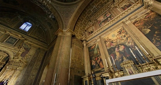 El retablo mayor de la iglesia de la Anunciación