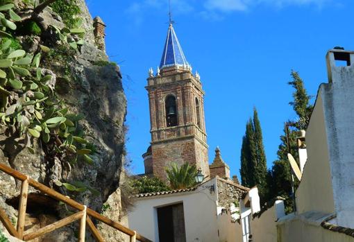 Zufre combina un rico casco urbano con bonitos parajes naturales