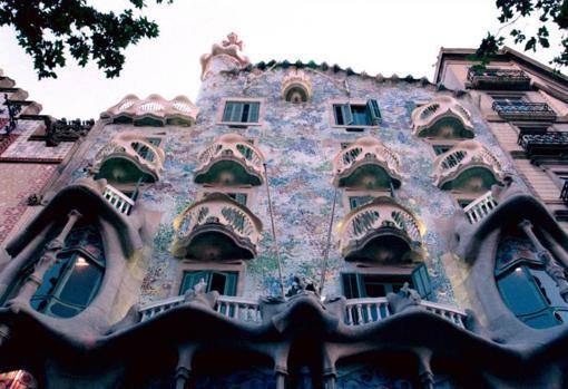 Diez vuelos baratos desde Sevilla para volar en el mes de mayo