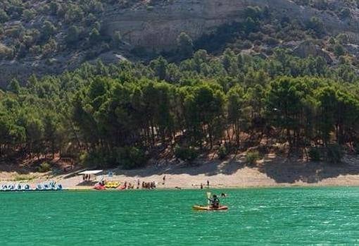 Las diez mejores playas de interior en Andalucía que no te puedes perder