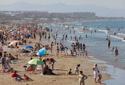 Diez vuelos baratos desde Sevilla para viajar en el mes de julio