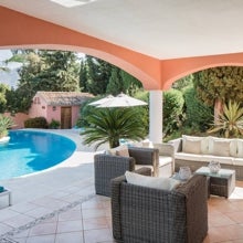 Porche trasero de la casa