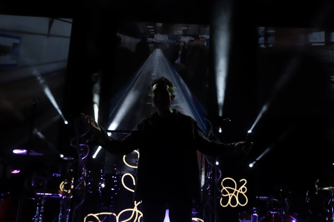 El vibrante concierto de Manolo García en Córdoba, en imágenes