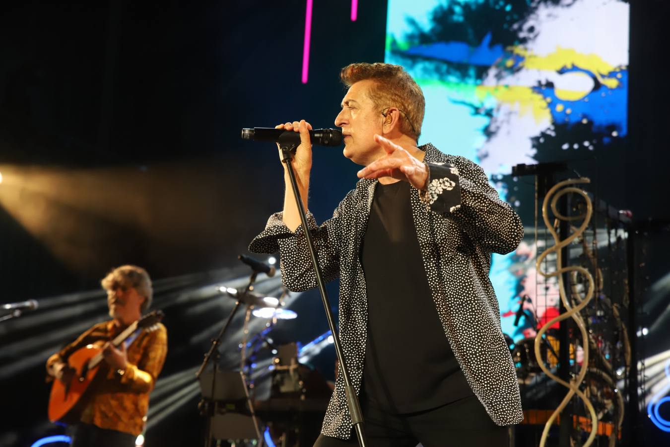 El vibrante concierto de Manolo García en Córdoba, en imágenes