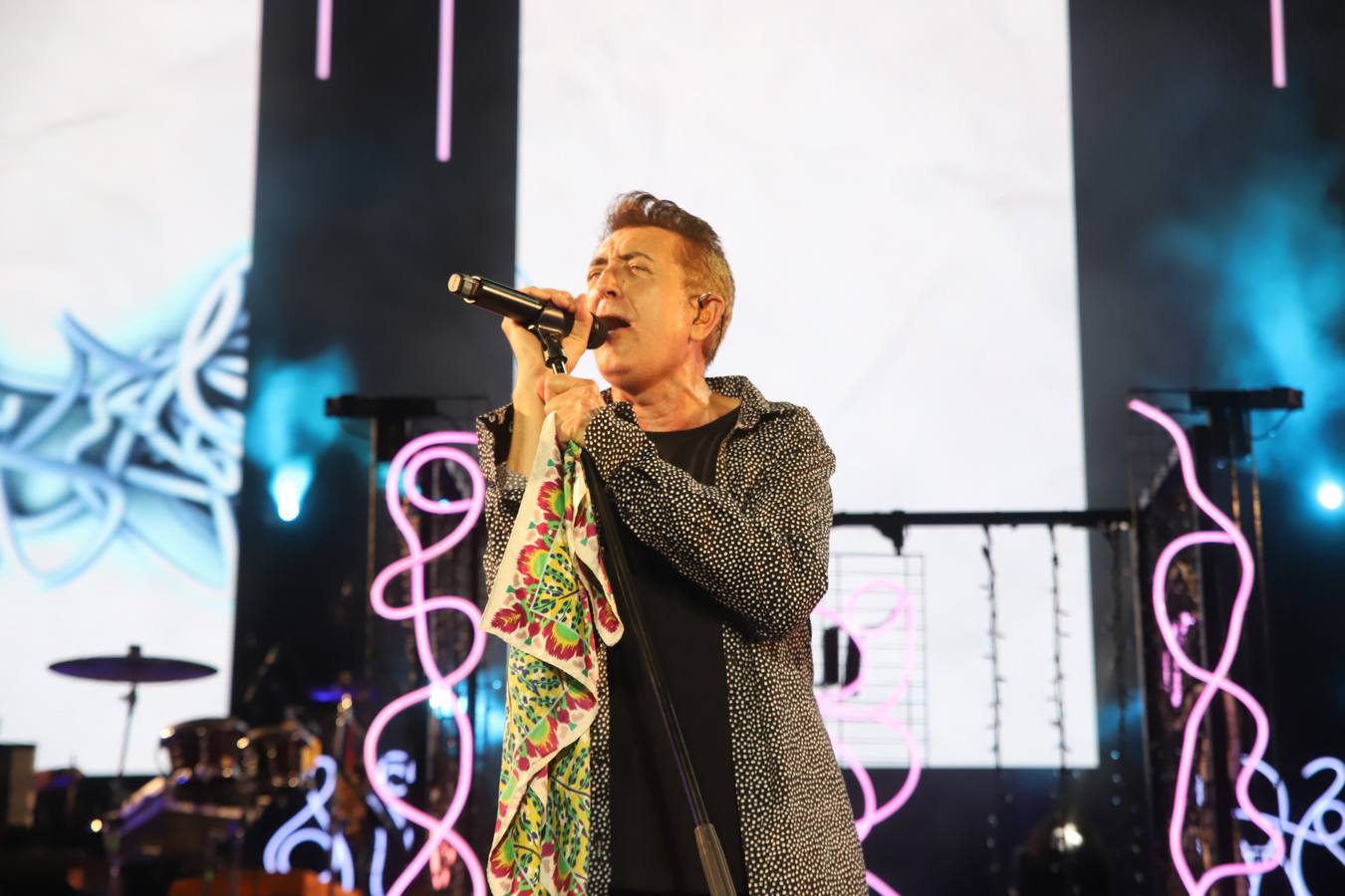 El vibrante concierto de Manolo García en Córdoba, en imágenes