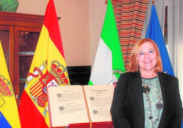 El Pleno reprueba a la alcaldesa de Palma del Río, Esperanza Caro, y la edil de Urbanismo por el caso de la gasolinera