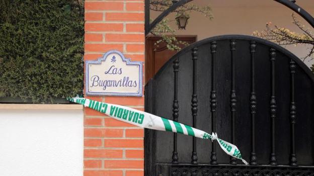 Hallan muertos a una mujer embarazada y su hijo de tres años en Granada