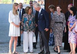 La Reina Sofía acompaña a la monarquía belga en Motril en el memorial por el Rey Balduino
