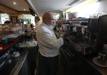 Las demandas de trabajo para ser camarero o cocinero en Córdoba caen pese a los reclamos del sector