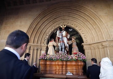 Salir sin sufrir de la iglesia: el reto imposible para más de veinte cofradías