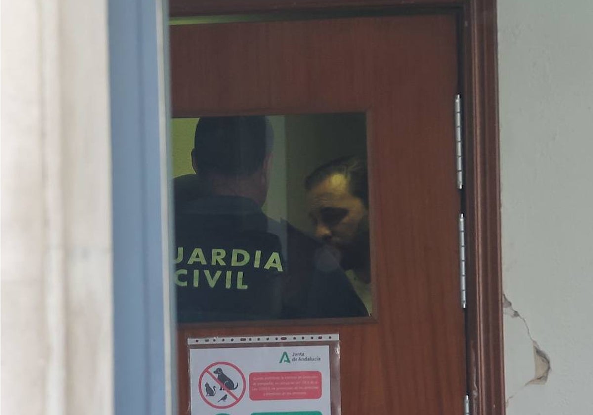 Antonio Tejado este lunes en el juzgado de guardia de Sevilla