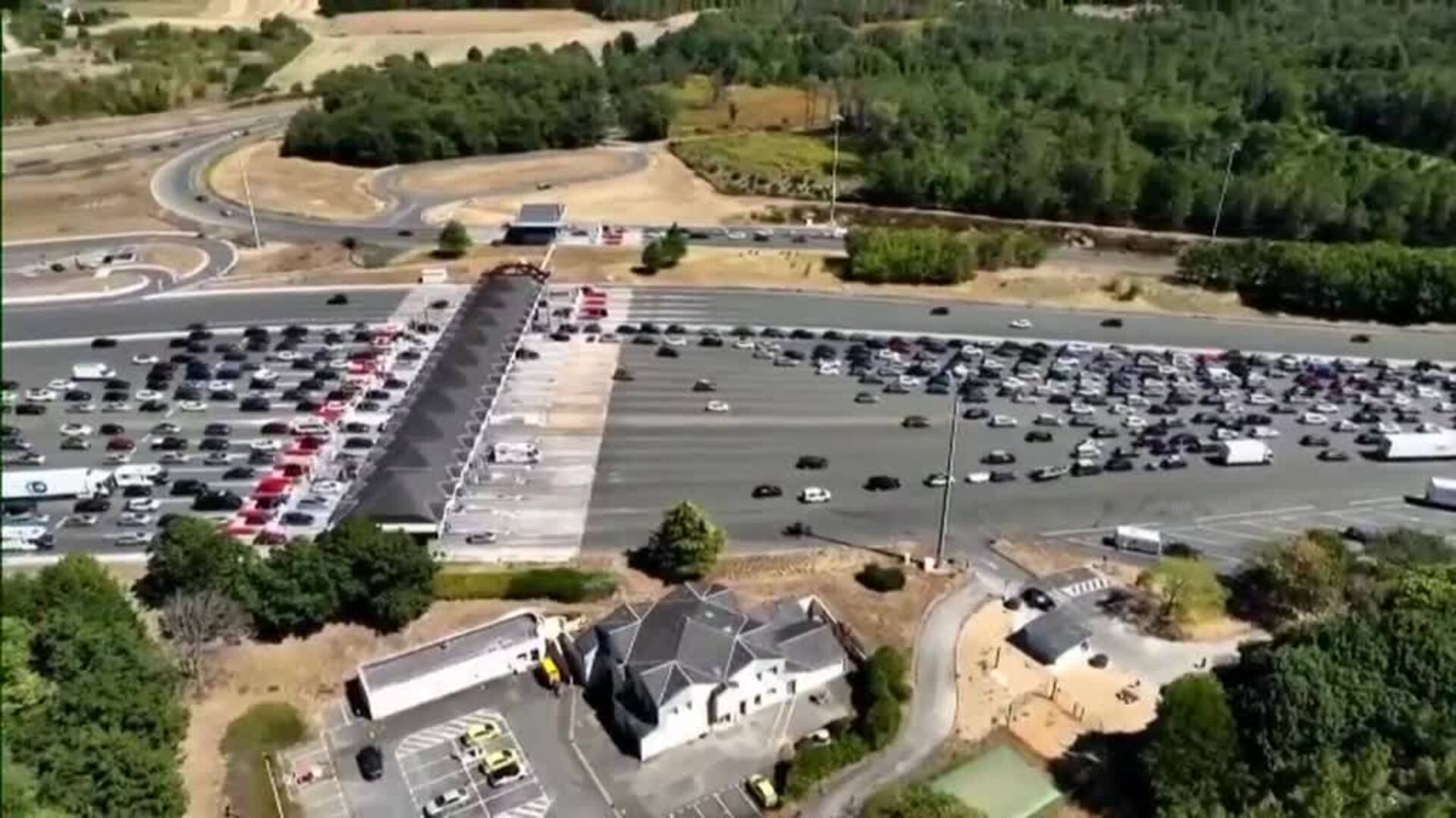 Colapso del tráfico en las carreteras de Francia con motivo de las vacaciones