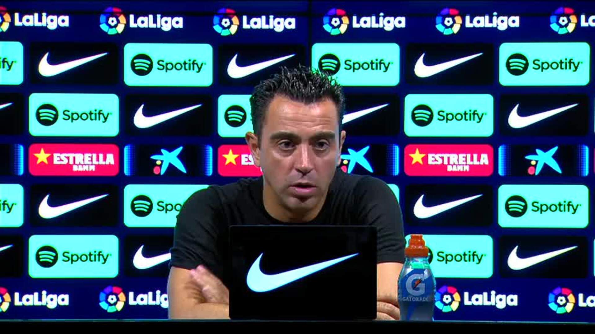 Xavi: "Nos ha pesado todas las expectativas que se están generando"