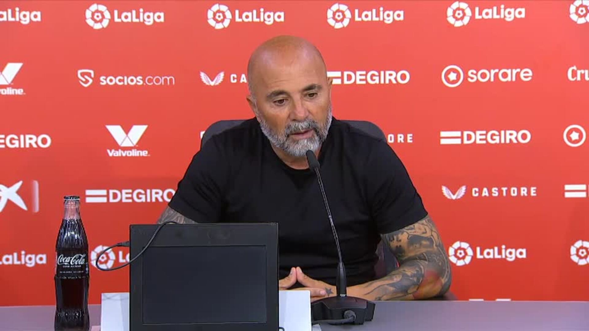 Sampaoli: "No debemos correr detrás del balón, sino jugar con él"