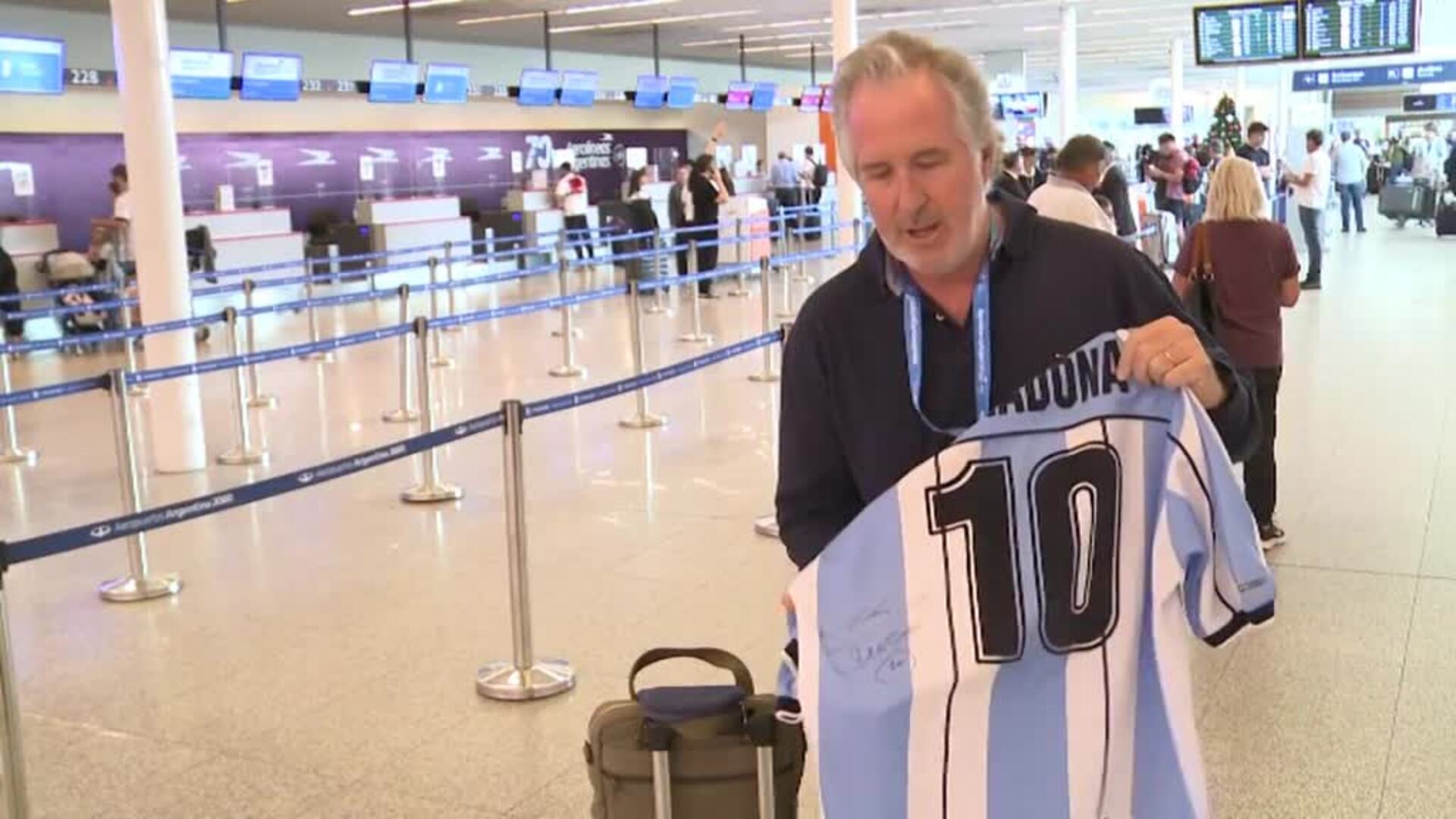 Fans argentinos vuelan a Catar para ver jugar a su equipo en la final